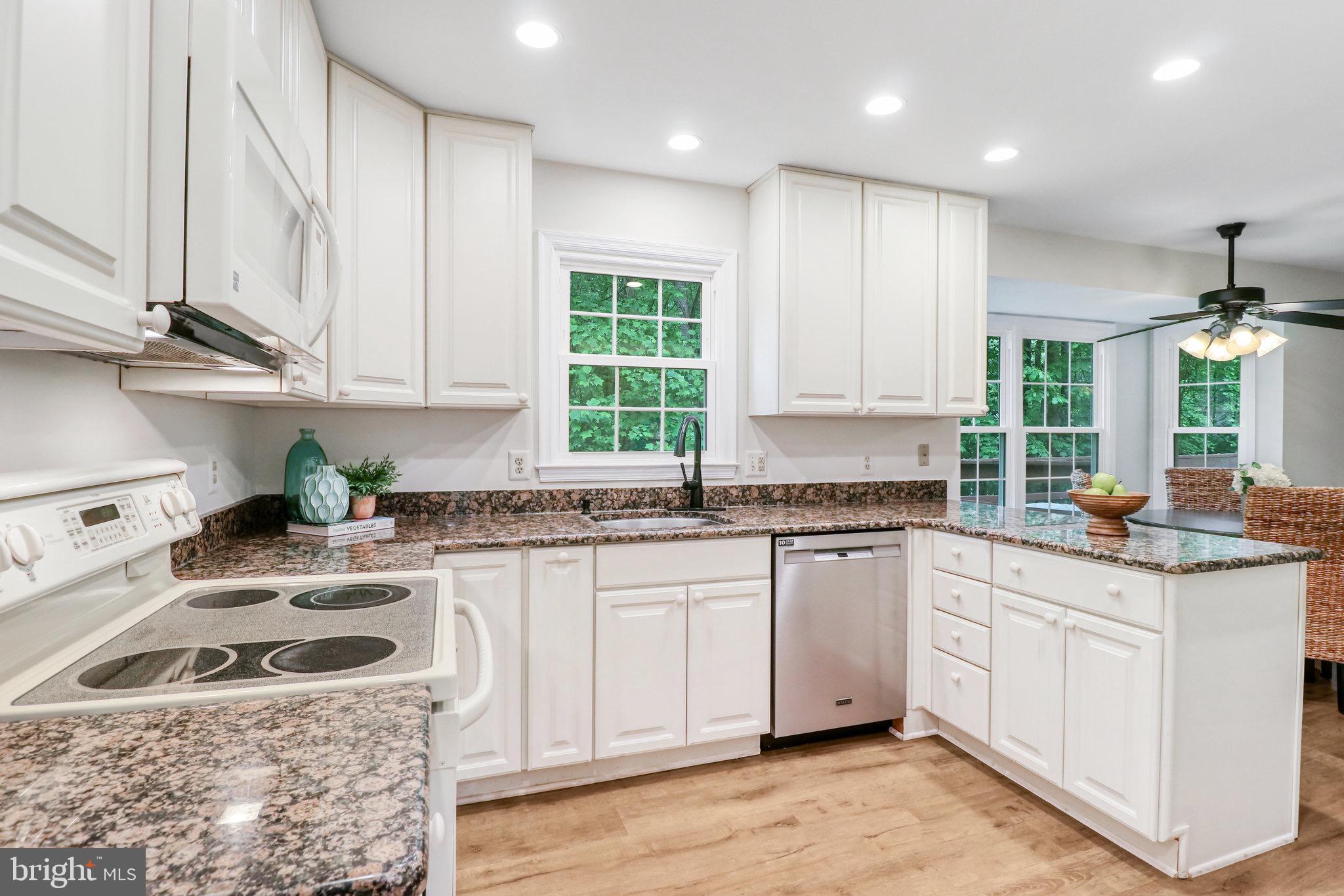 BURKE CENTRE - Residential