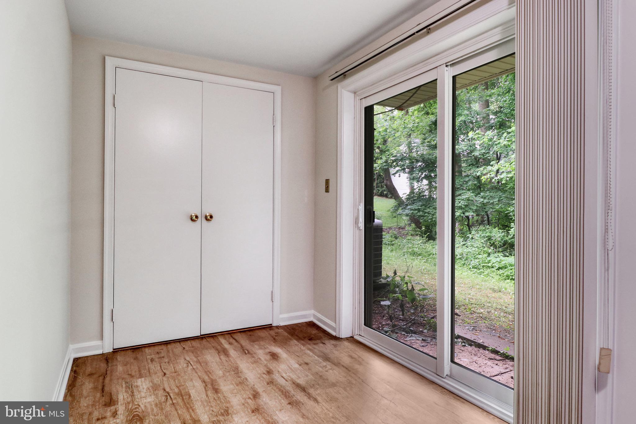 BURKE CENTRE - Residential