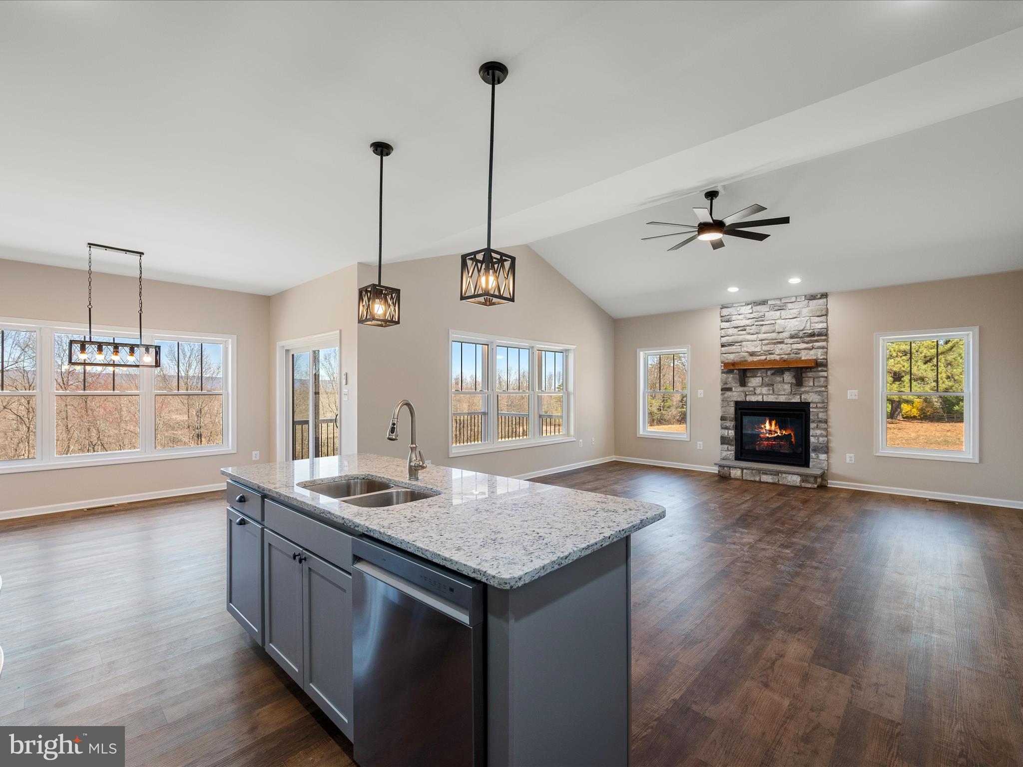 TIMBER RIDGE - Residential