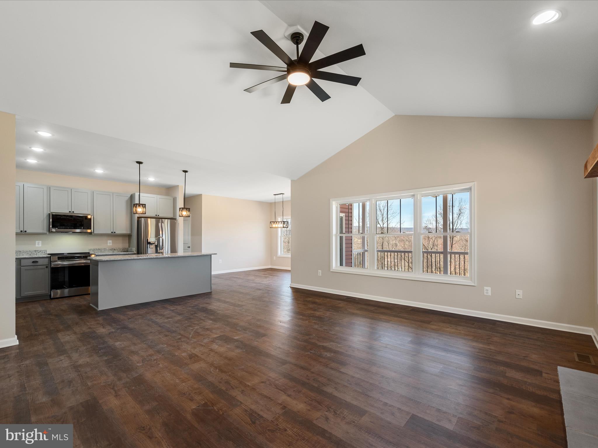 TIMBER RIDGE - Residential