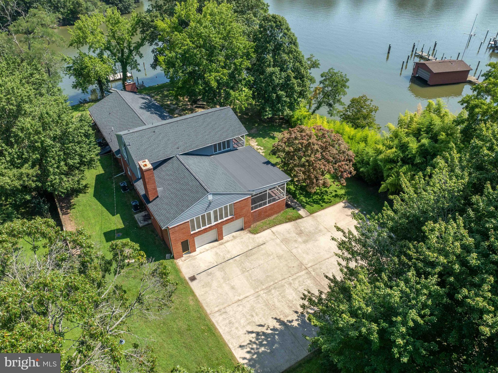 405 COVE ROAD