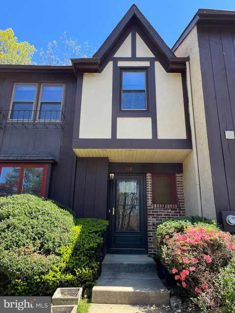 218 KEATS COURT SICKLERVILLE NJ 08081