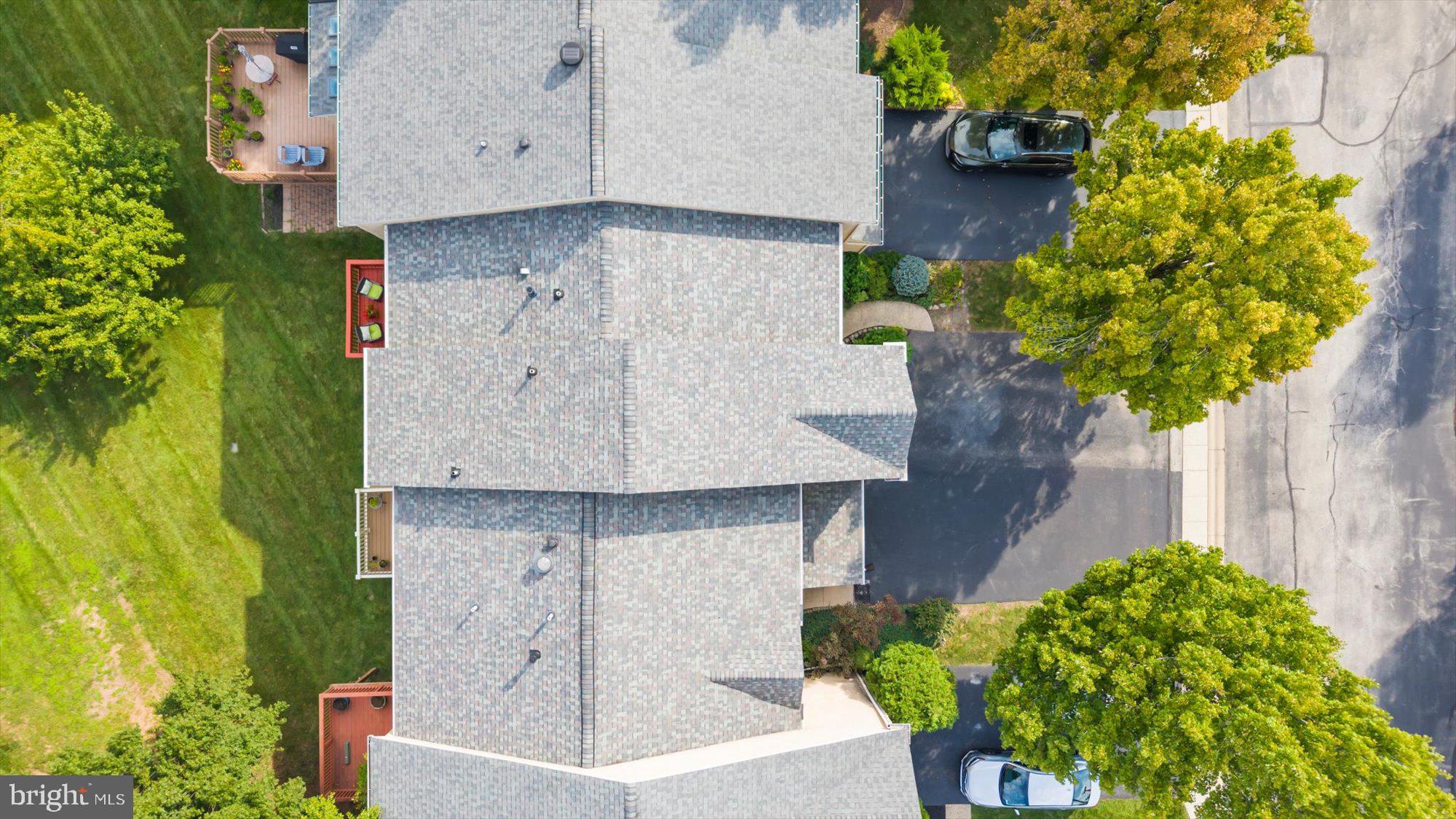 5 ABBOTT CT