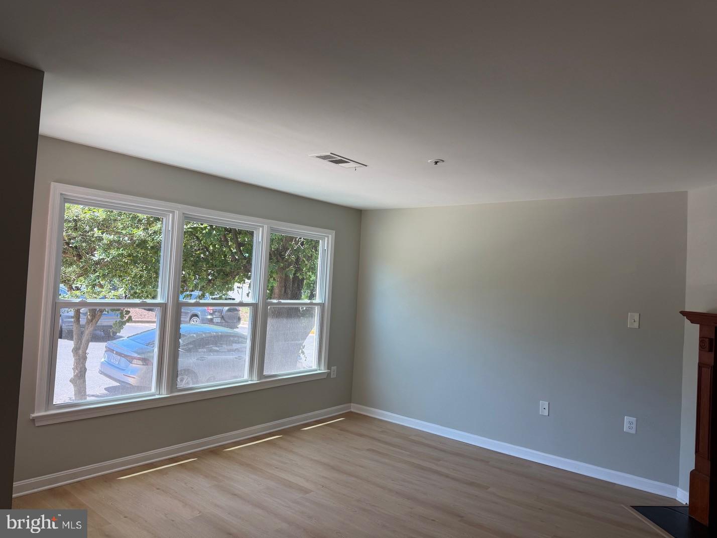 JACKSONS RIDGE CONDOS - Residential