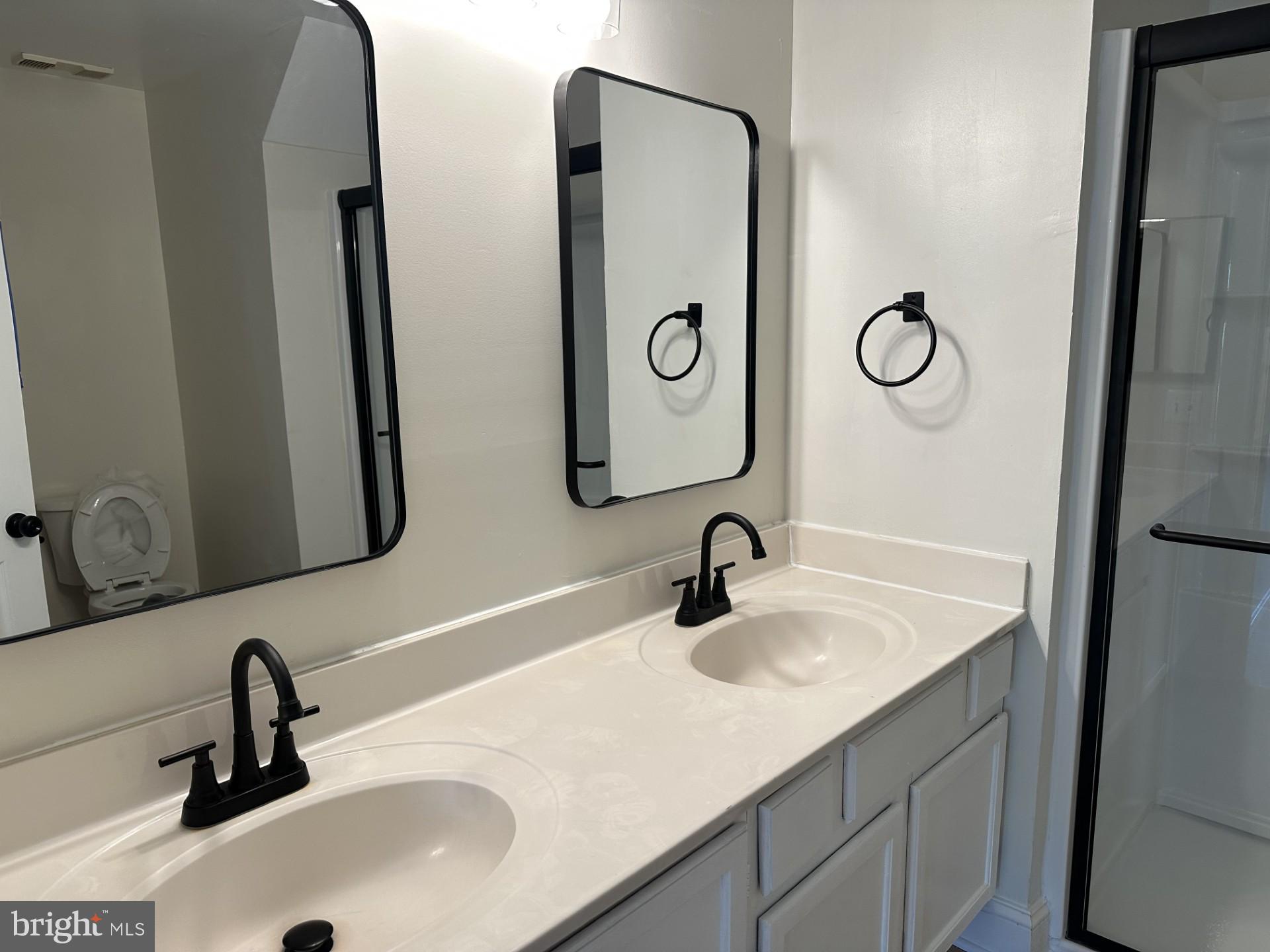 JACKSONS RIDGE CONDOS - Residential