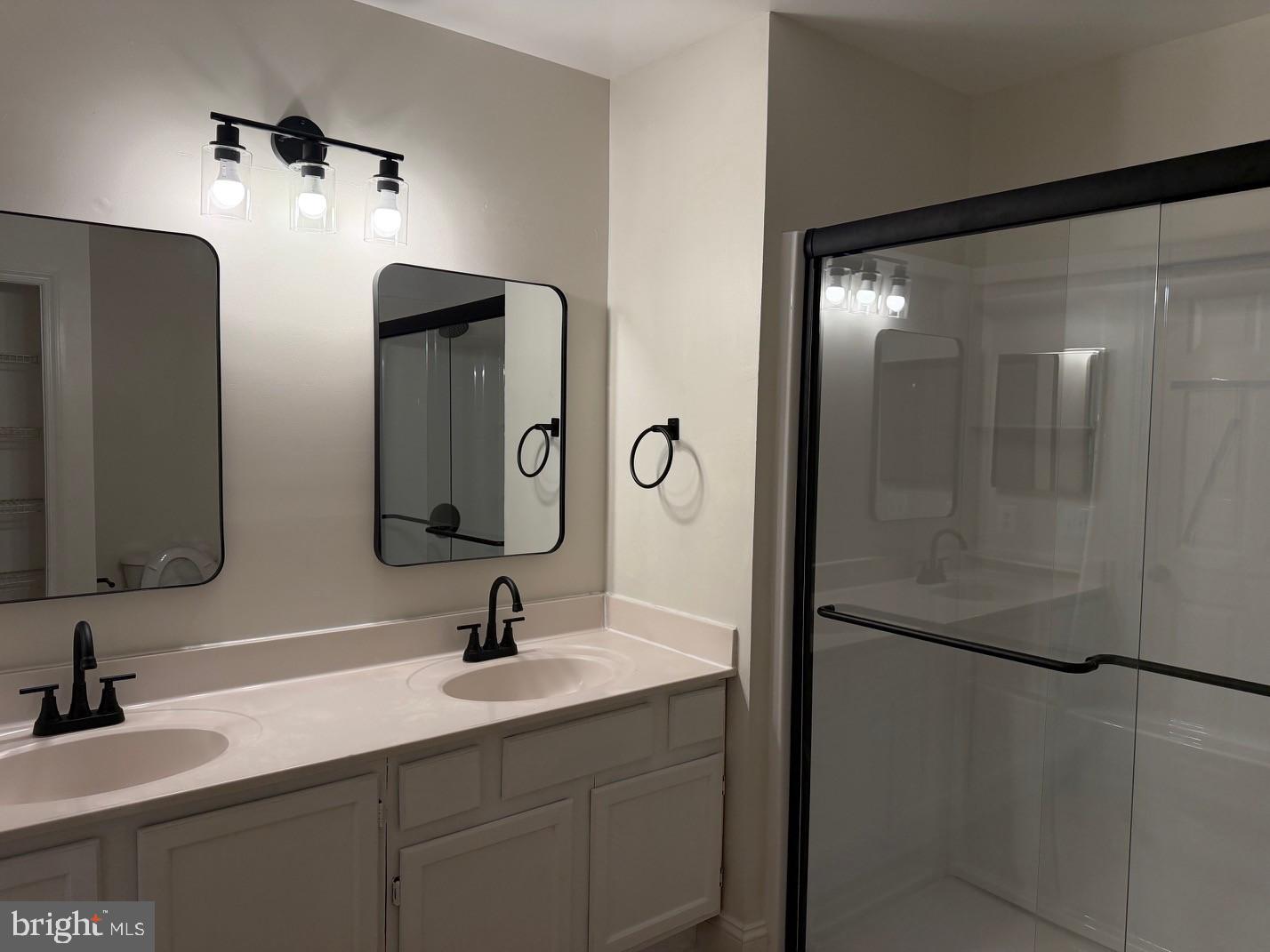 JACKSONS RIDGE CONDOS - Residential