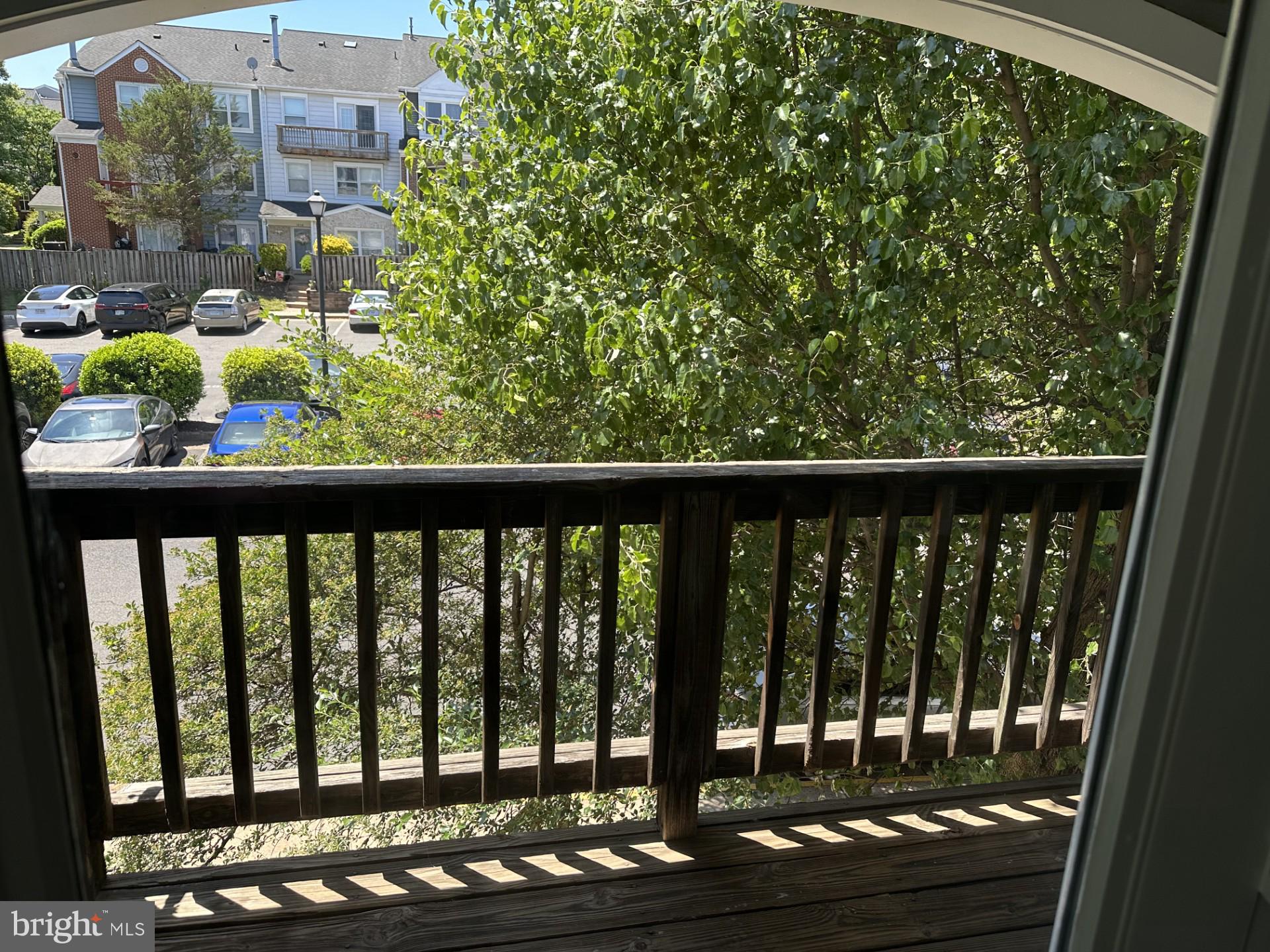 JACKSONS RIDGE CONDOS - Residential