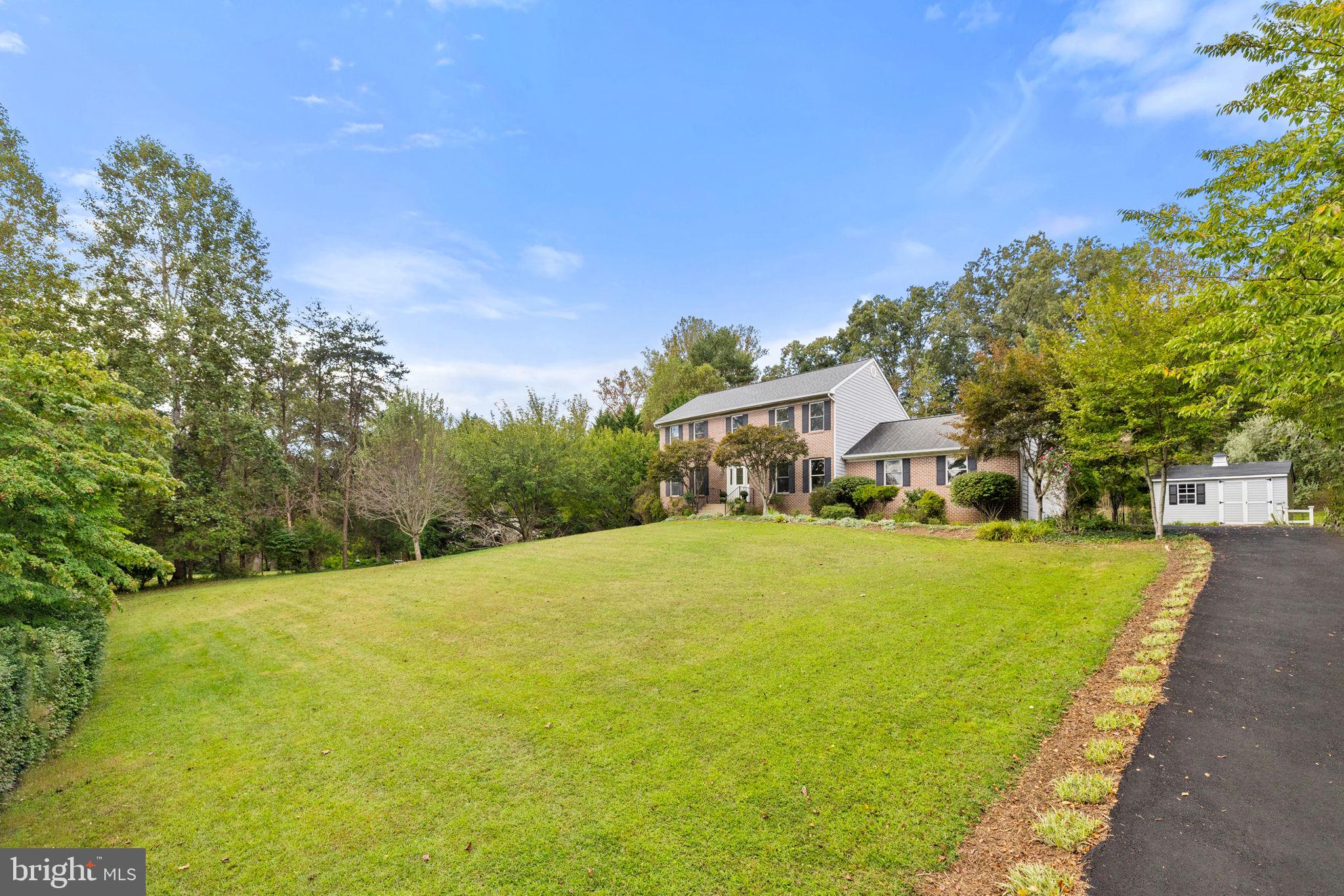 1372 FREEMAN DRIVE