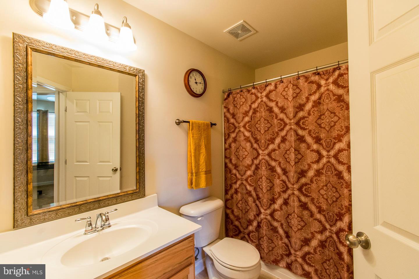 BROOKFIELD - Residential