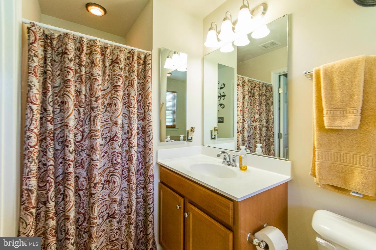 BROOKFIELD - Residential