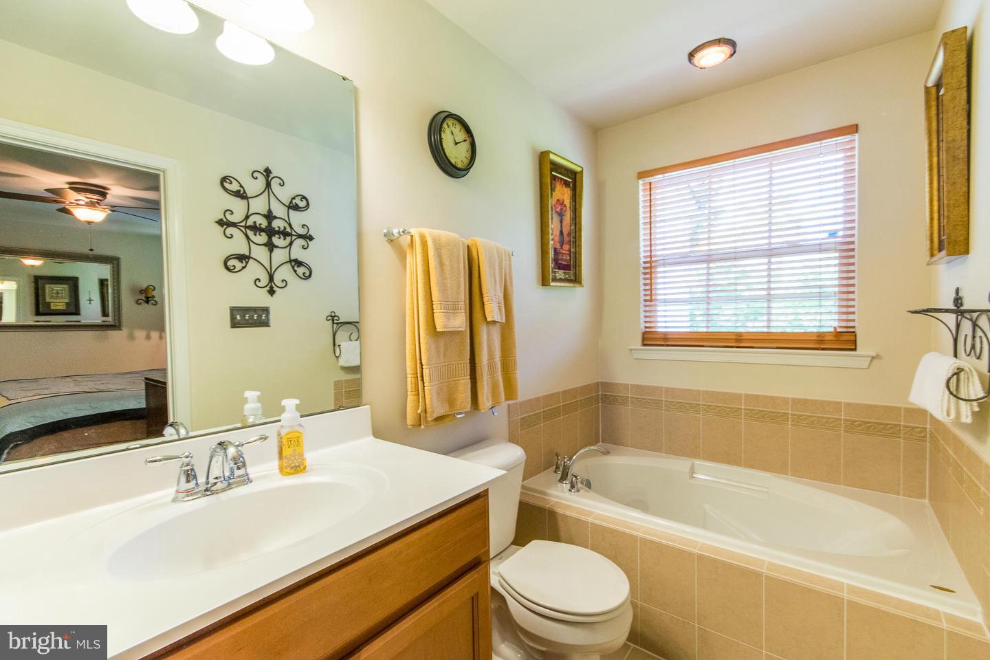 BROOKFIELD - Residential