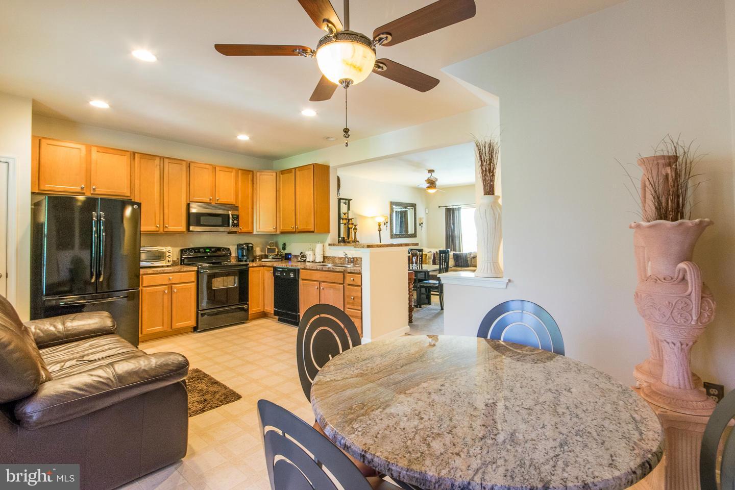 BROOKFIELD - Residential