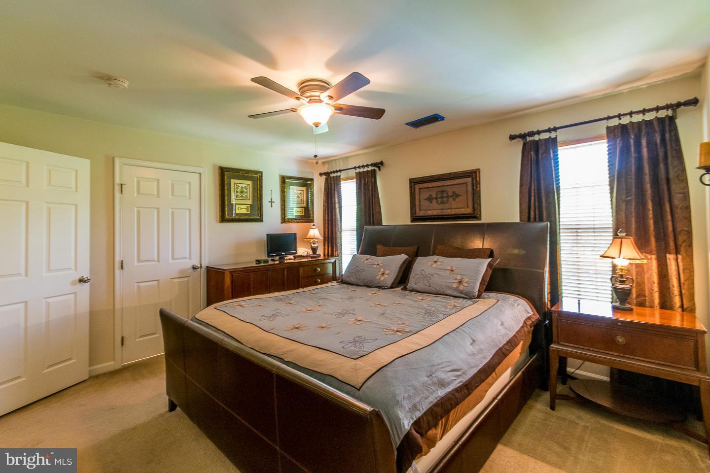 BROOKFIELD - Residential