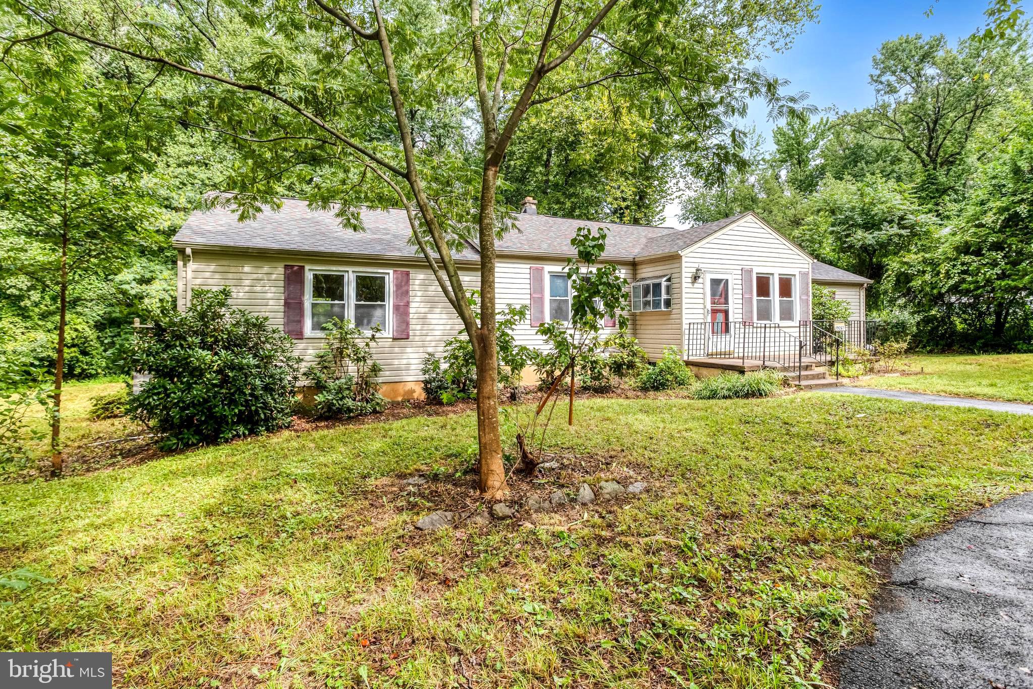 19267 MOCKINGBIRD HEIGHTS ROAD
