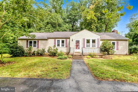 Homes For Sale - 19267 Mockingbird Heights Road<br/> TRIANGLE, VA 22172
