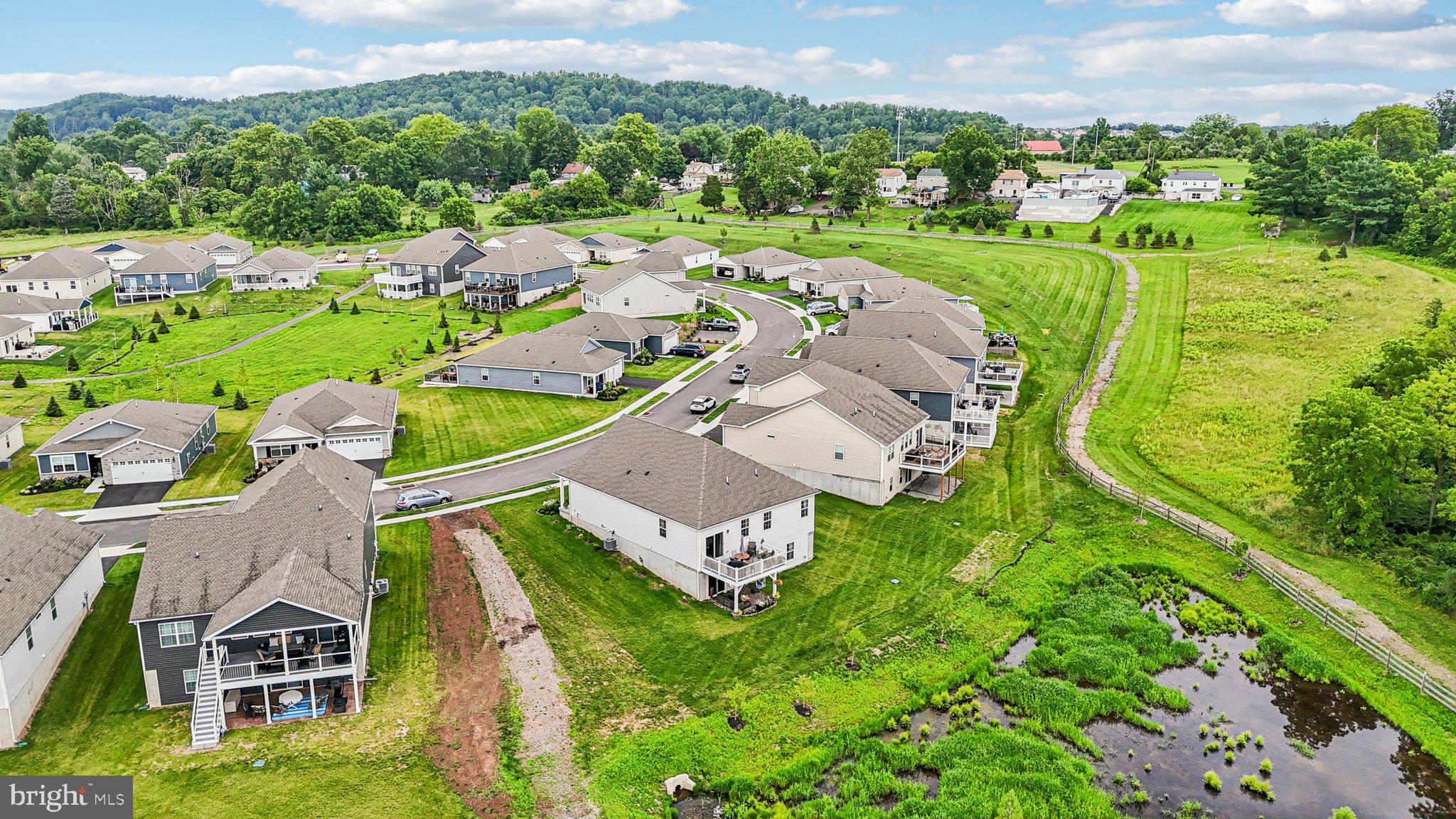 POTTSGROVE HUNT - Residential