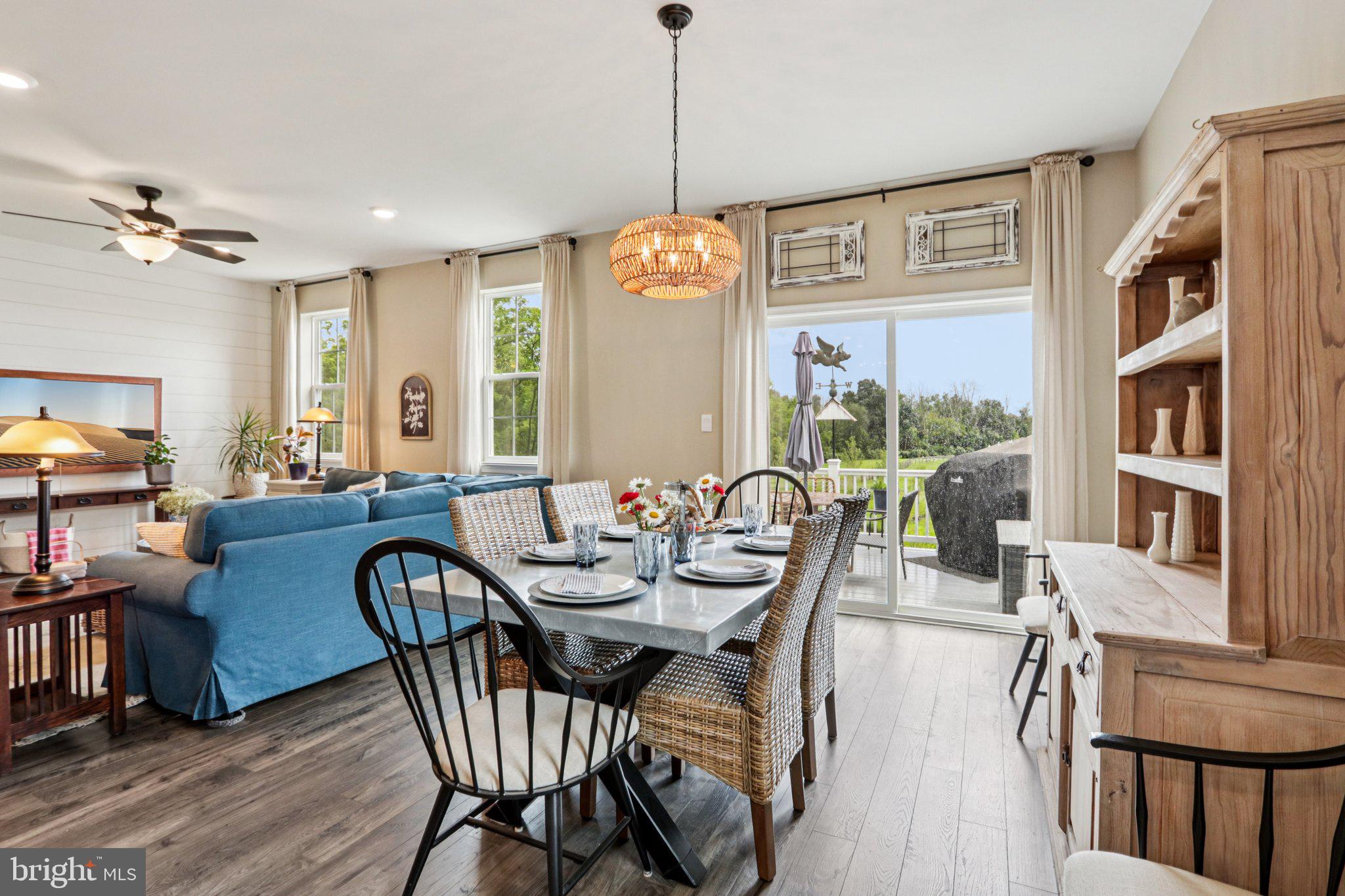 POTTSGROVE HUNT - Residential