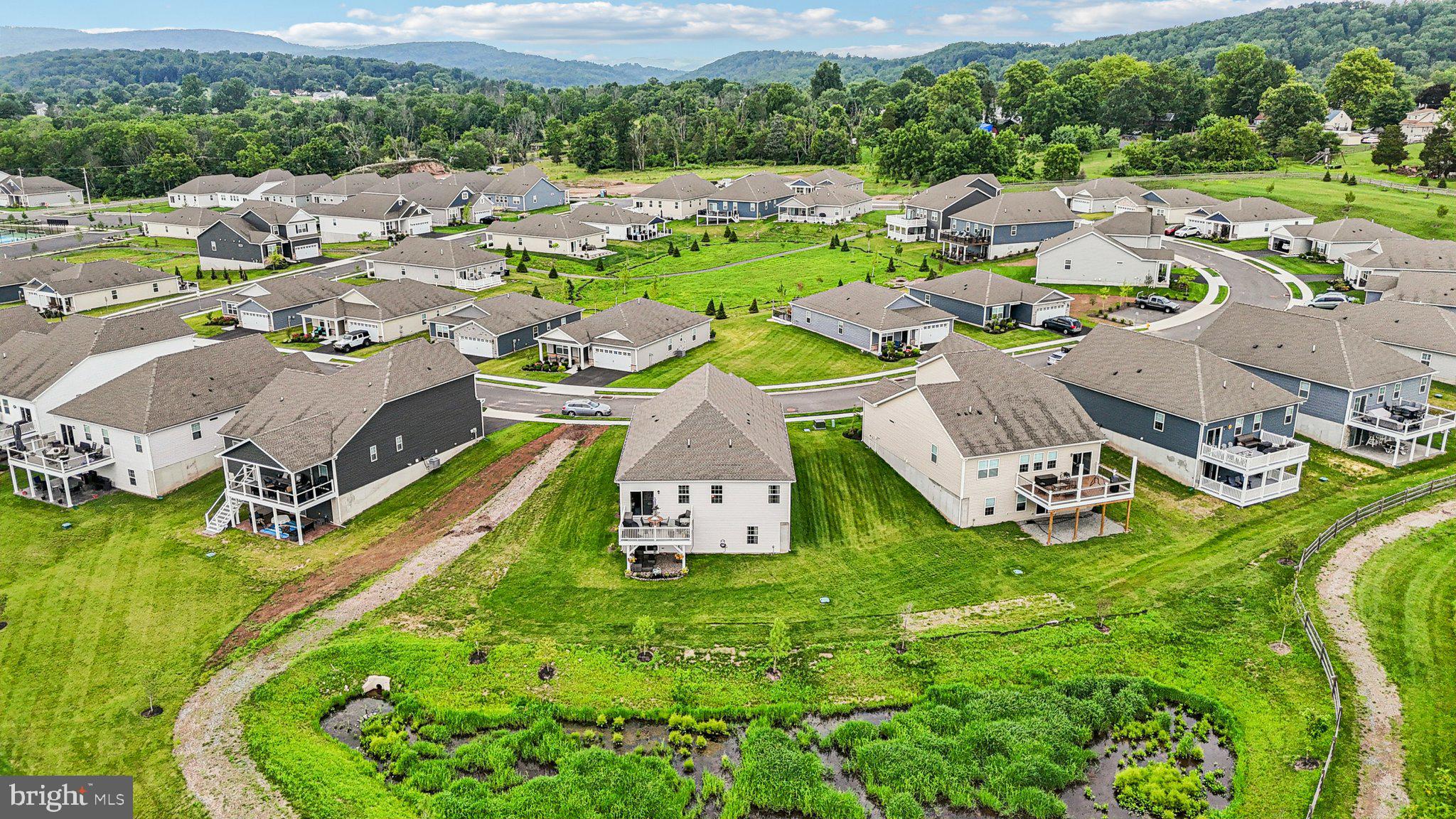 POTTSGROVE HUNT - Residential