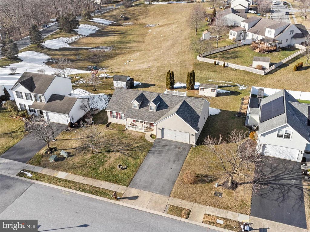 Photo of 1025 Willow Creek Drive, Mount Joy, PA 17552 (MLS # PALA2046066)