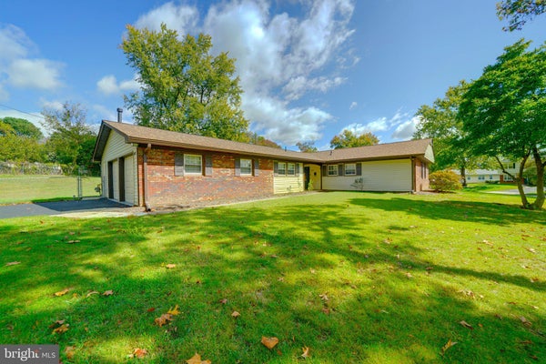 4819 RIVERTON LN, BOWIE, MD 20715 - Image 207db9daf1dbfefb7f62b31dad3f76b4/2151560084