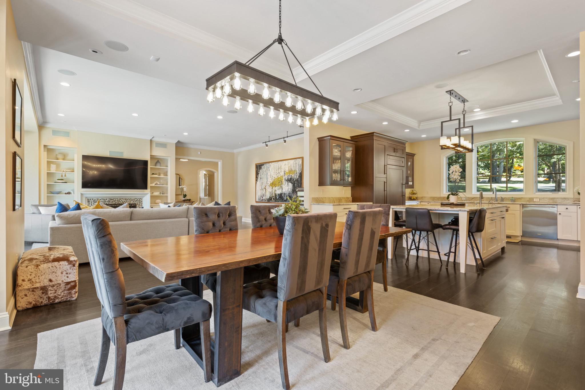 CAVESWOOD - Residential