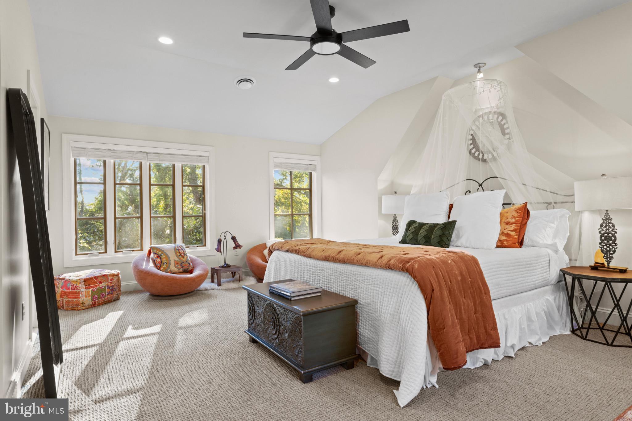 CAVESWOOD - Residential