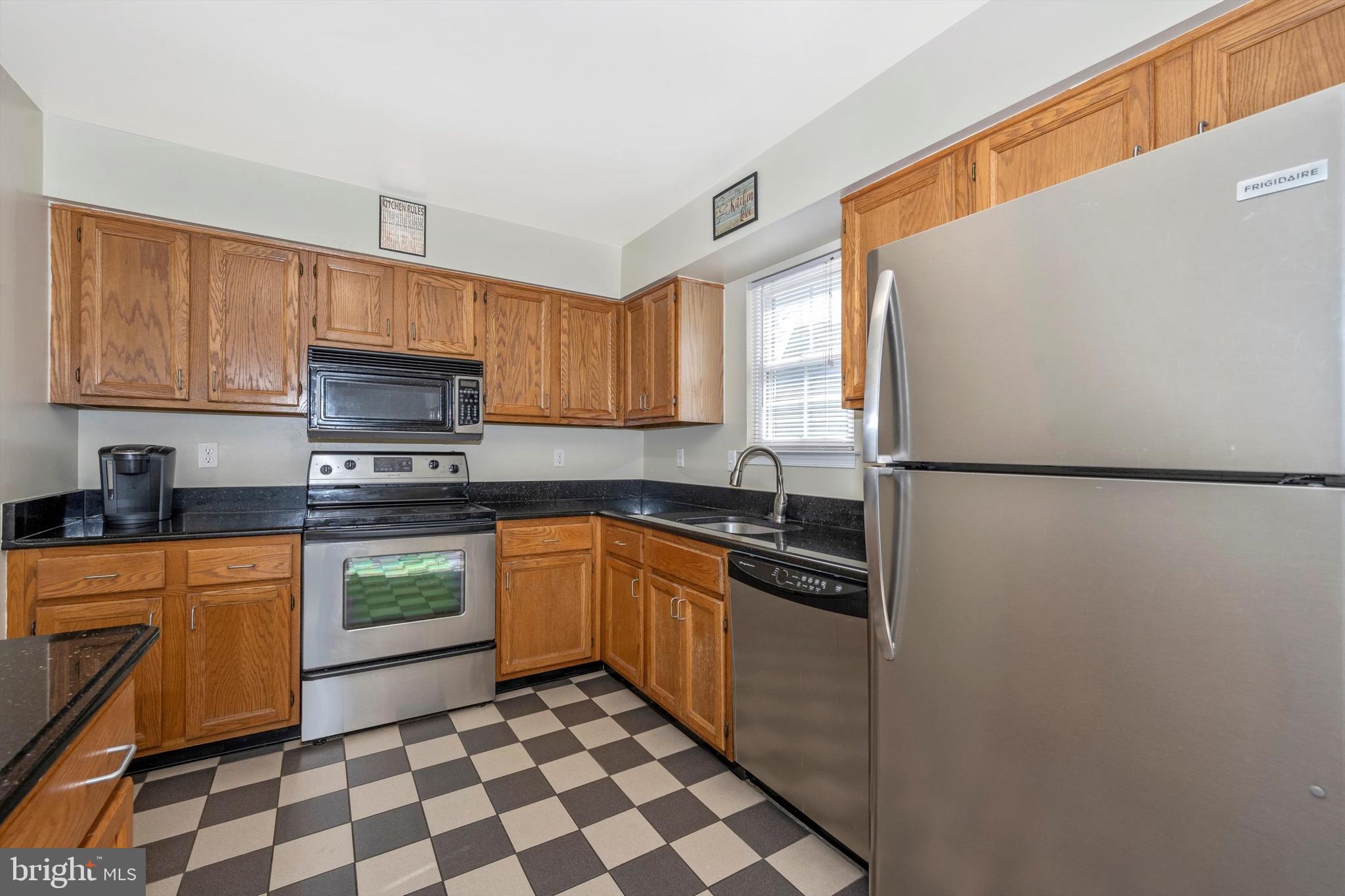 MAYFAIR PLAT 8 - Residential