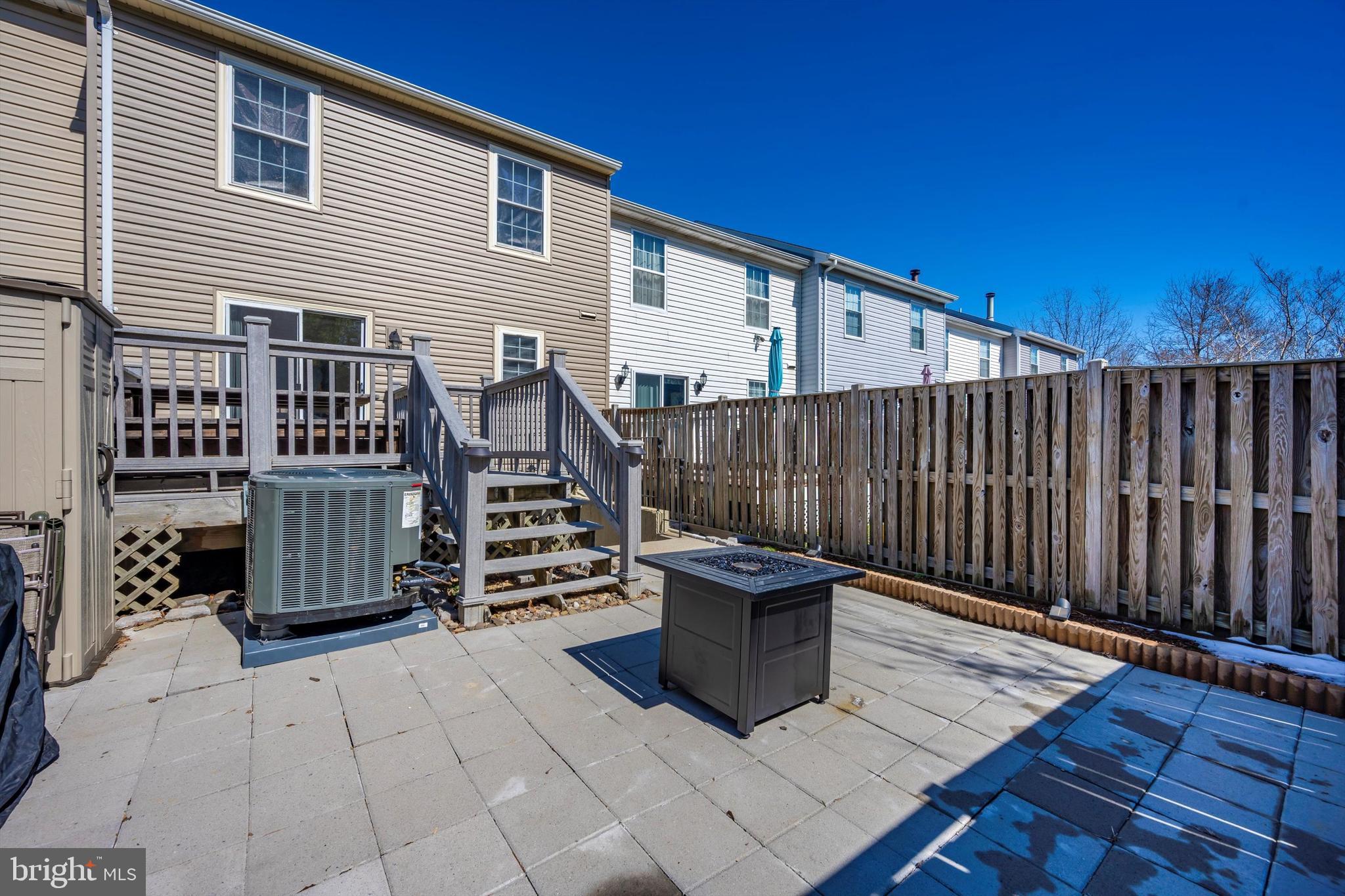 MAYFAIR PLAT 8 - Residential