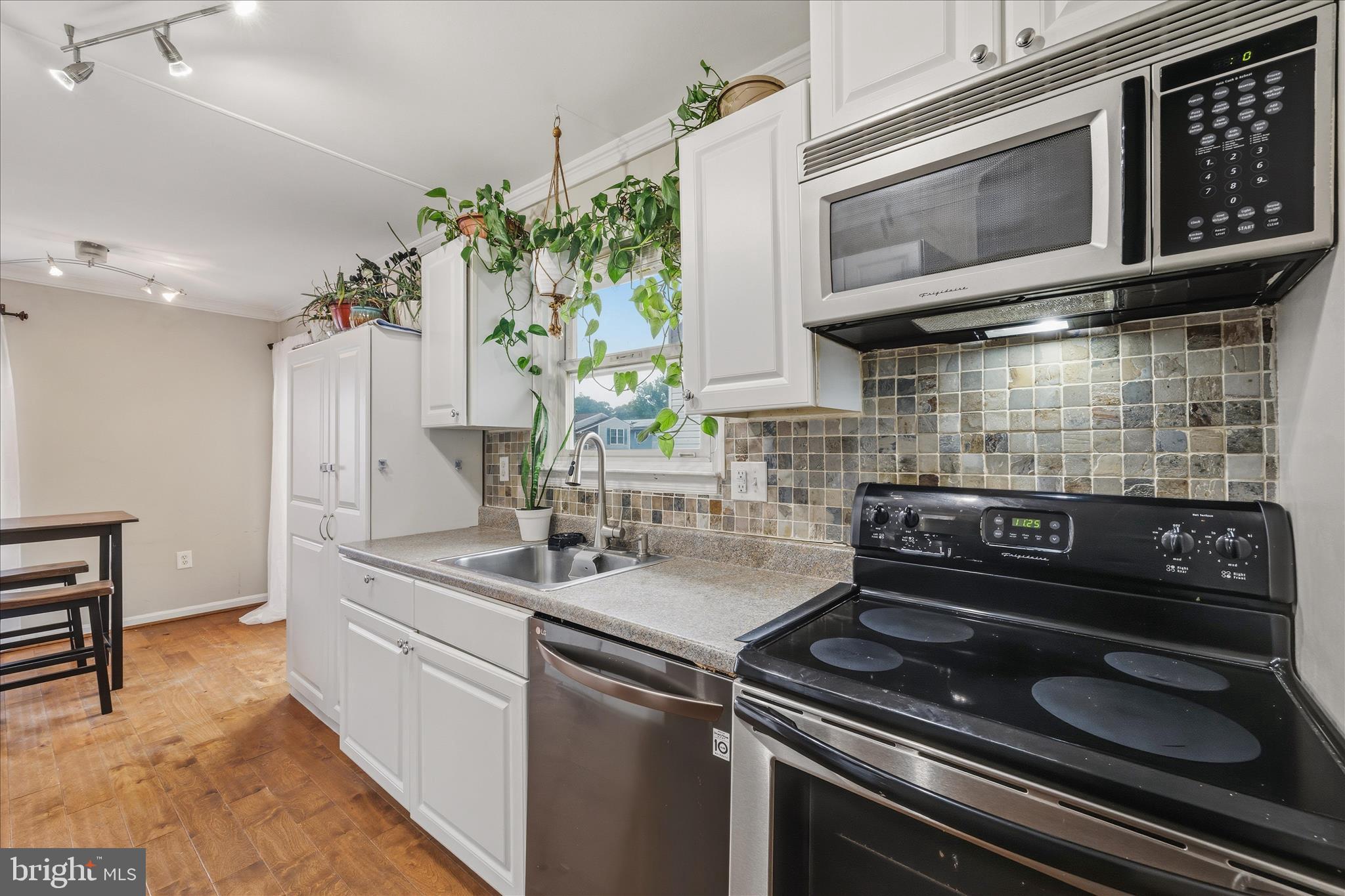 GLEN BURNIE HEIGHTS - Residential