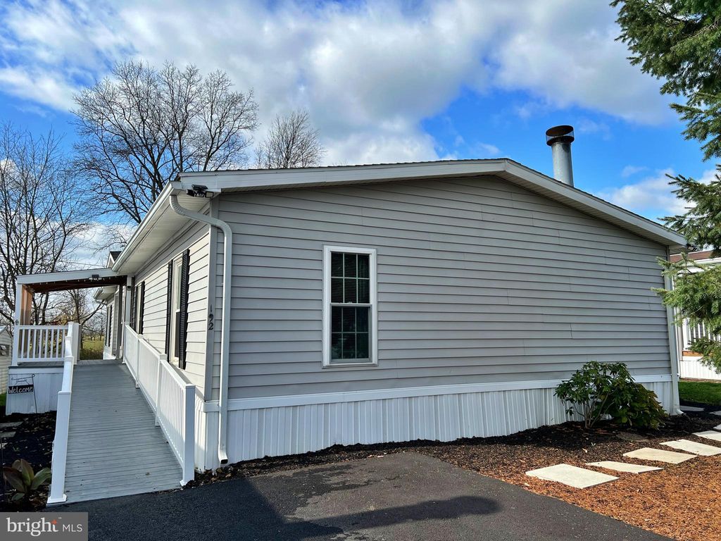 Photo of 192 AMBER CIR, NEW HOLLAND, PA 17557 (MLS # PALA2027936)
