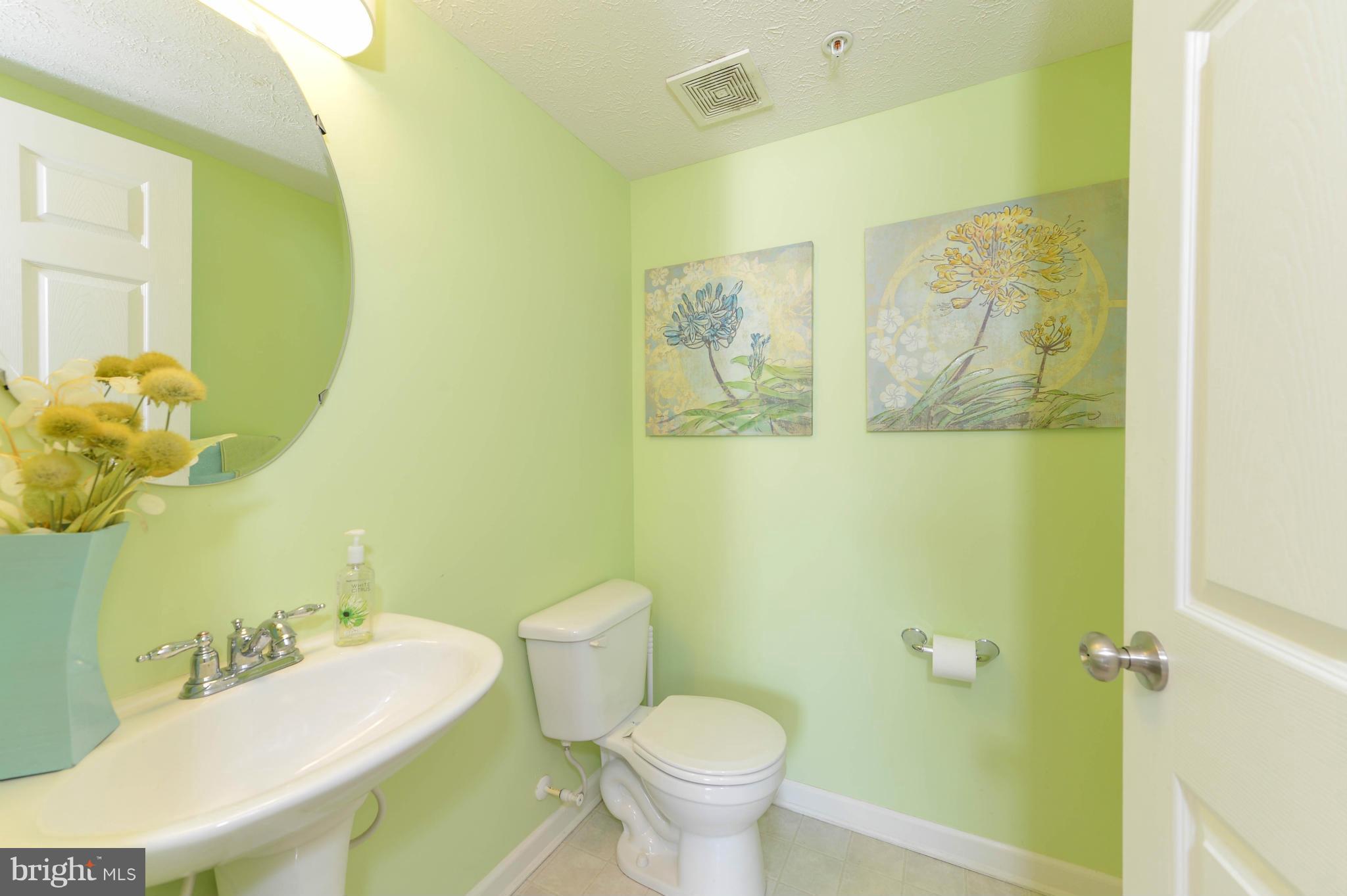 THE COURTS OF MALLORY - Residential