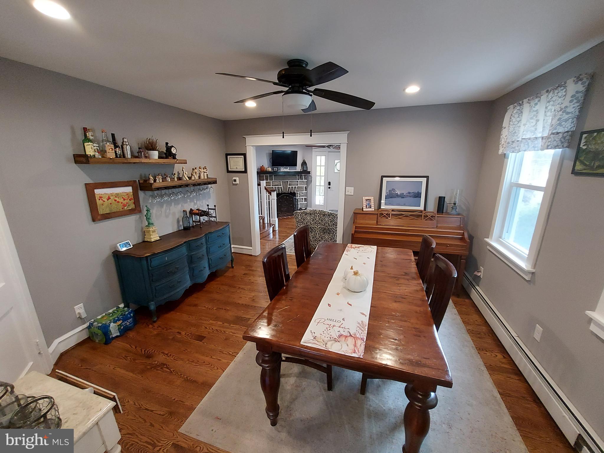 ADMORE - Residential