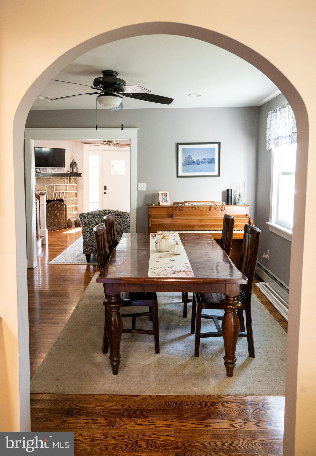 ADMORE - Residential