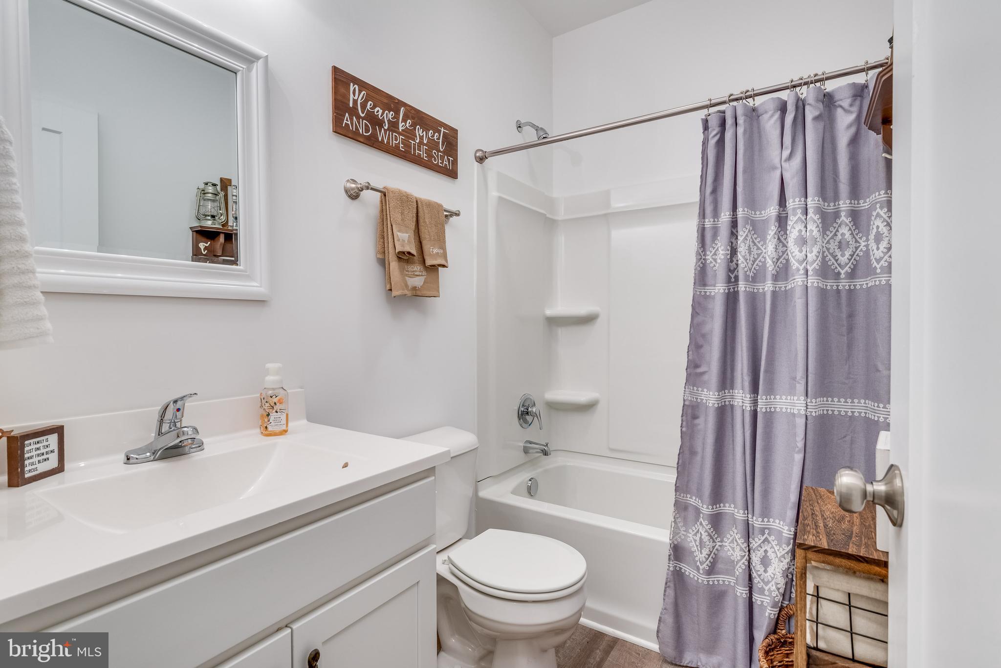 PRINCETON SHOALS - Residential