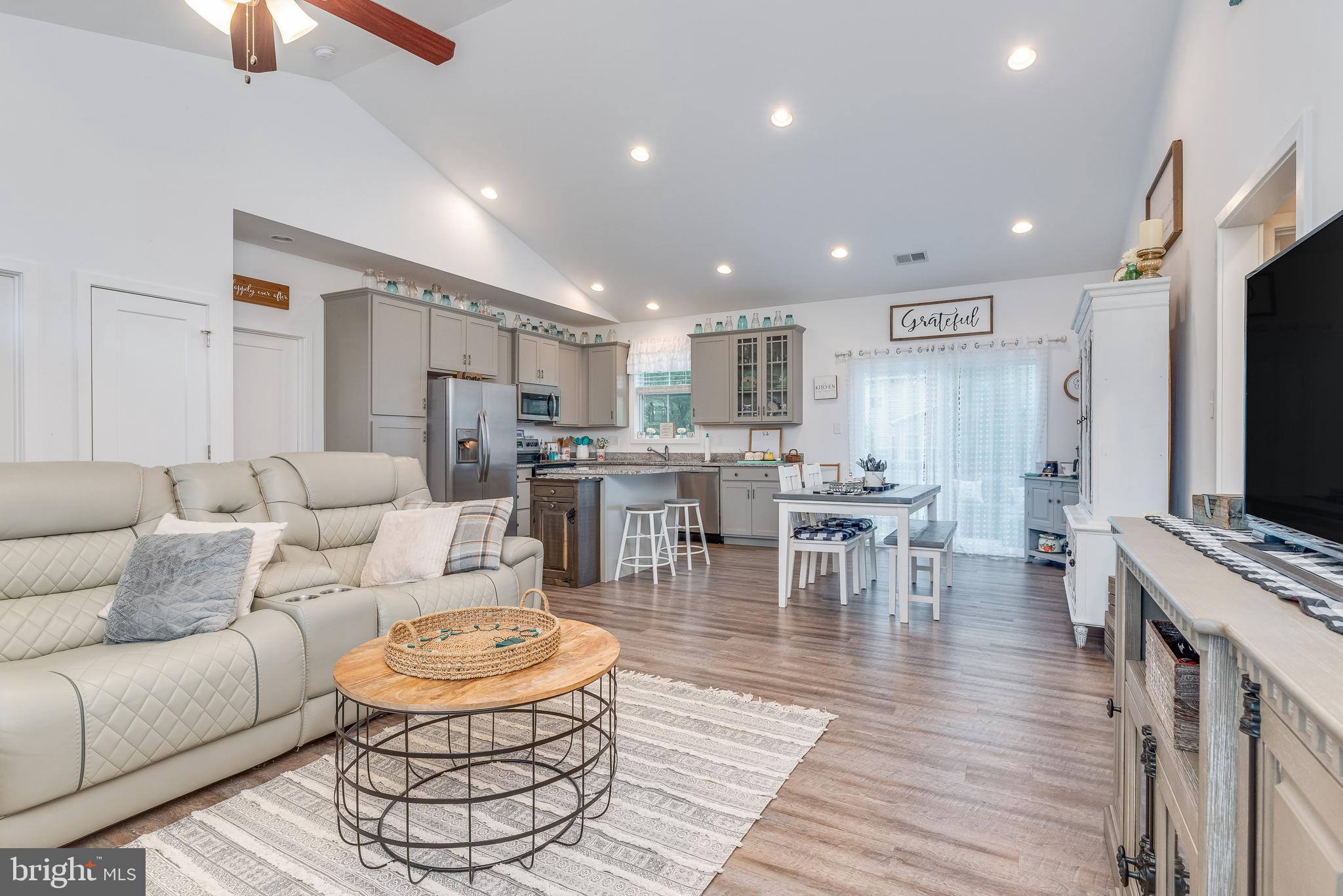 PRINCETON SHOALS - Residential