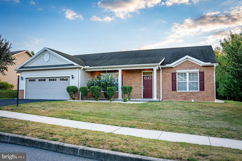 Photo of 1710 Stroup Circle, MECHANICSBURG, PA 17050 (MLS # PACB2045386)