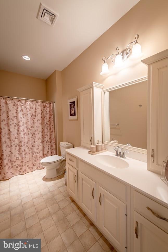 GRAND MEADOWS - Residential