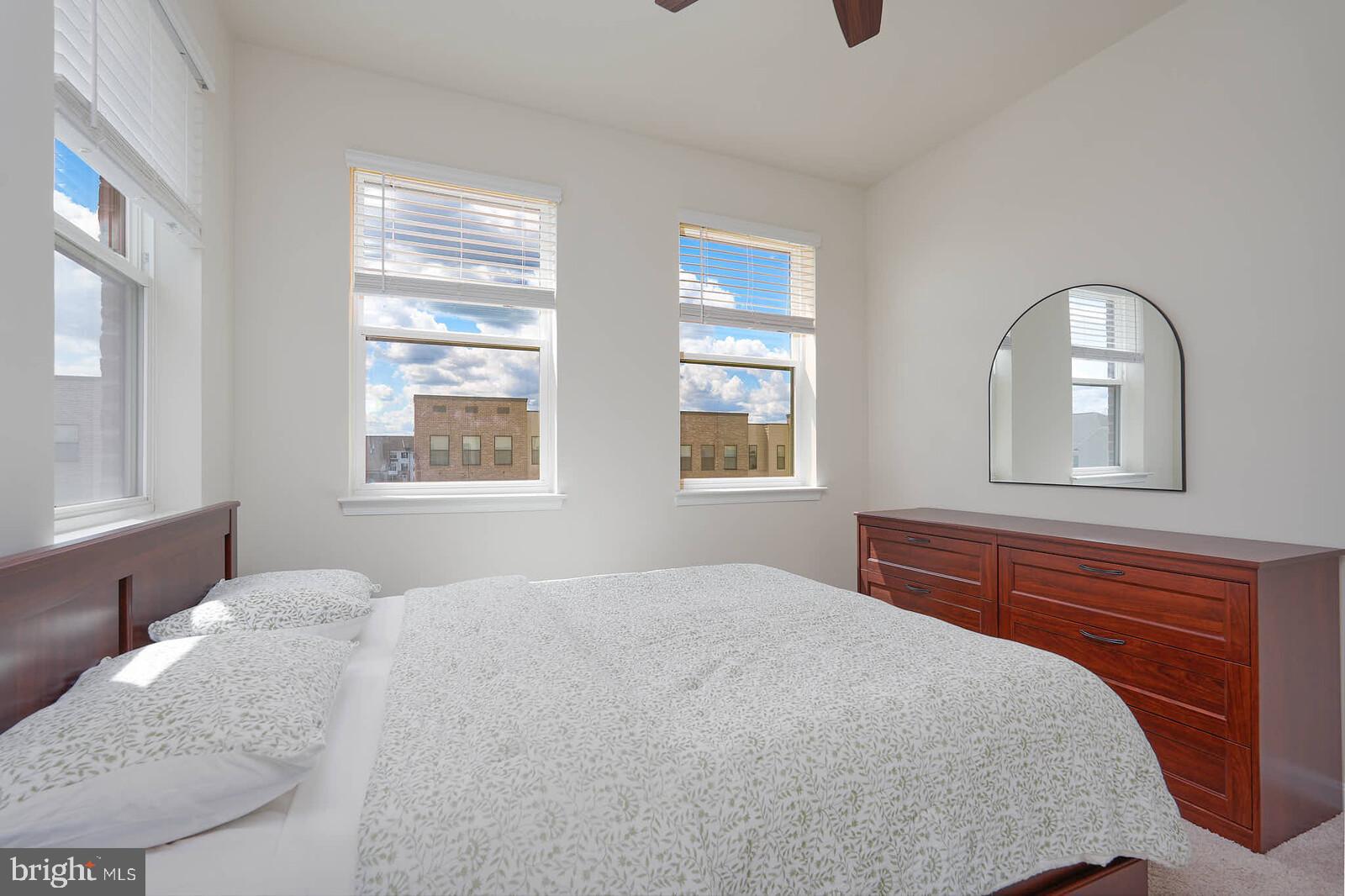 RENN QUARTER - Residential Lease