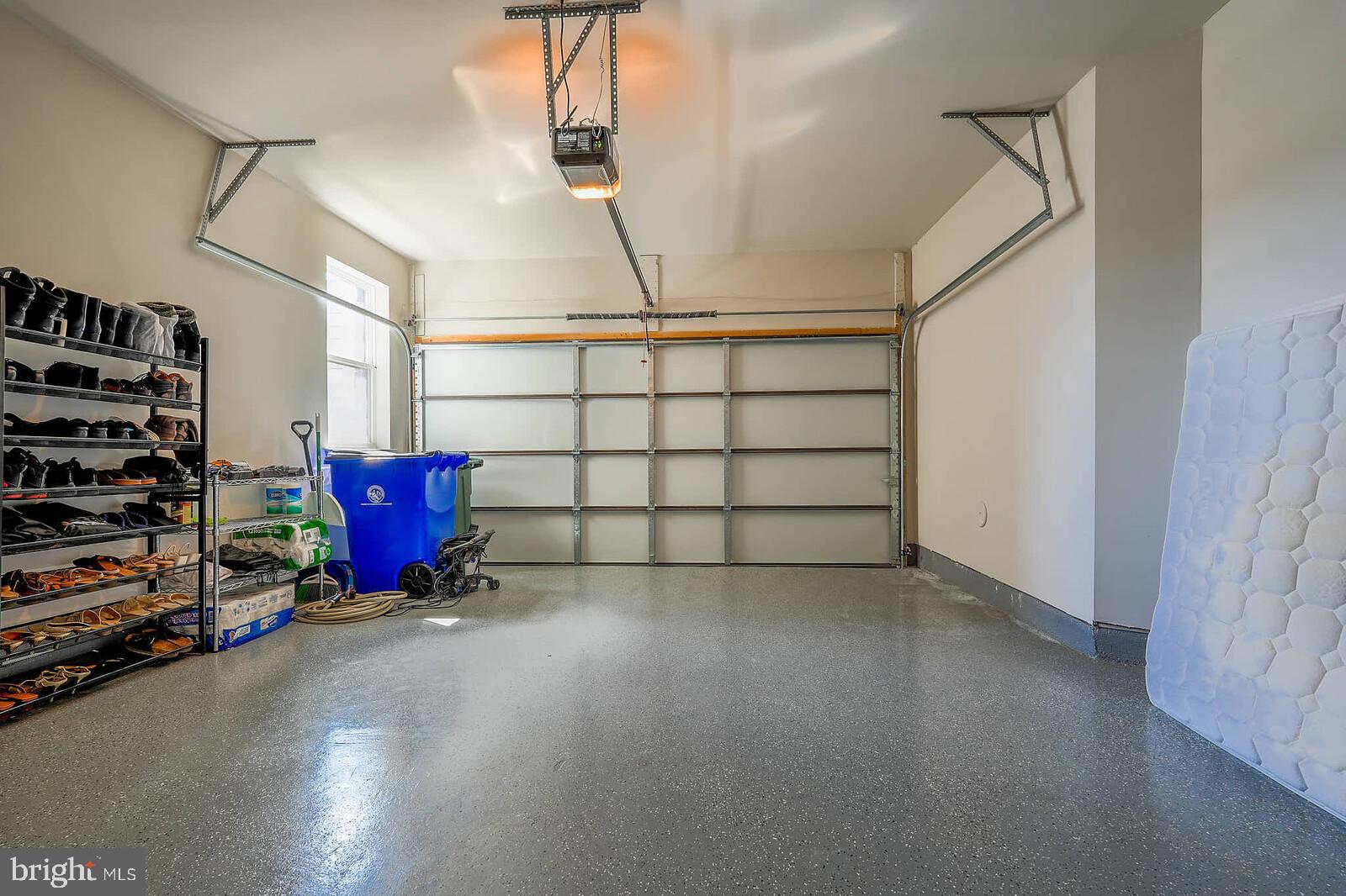 RENN QUARTER - Residential Lease