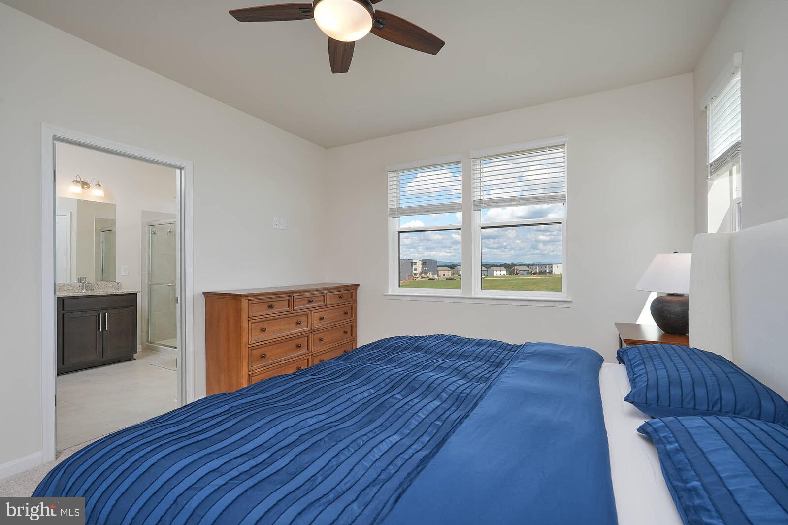 RENN QUARTER - Residential Lease