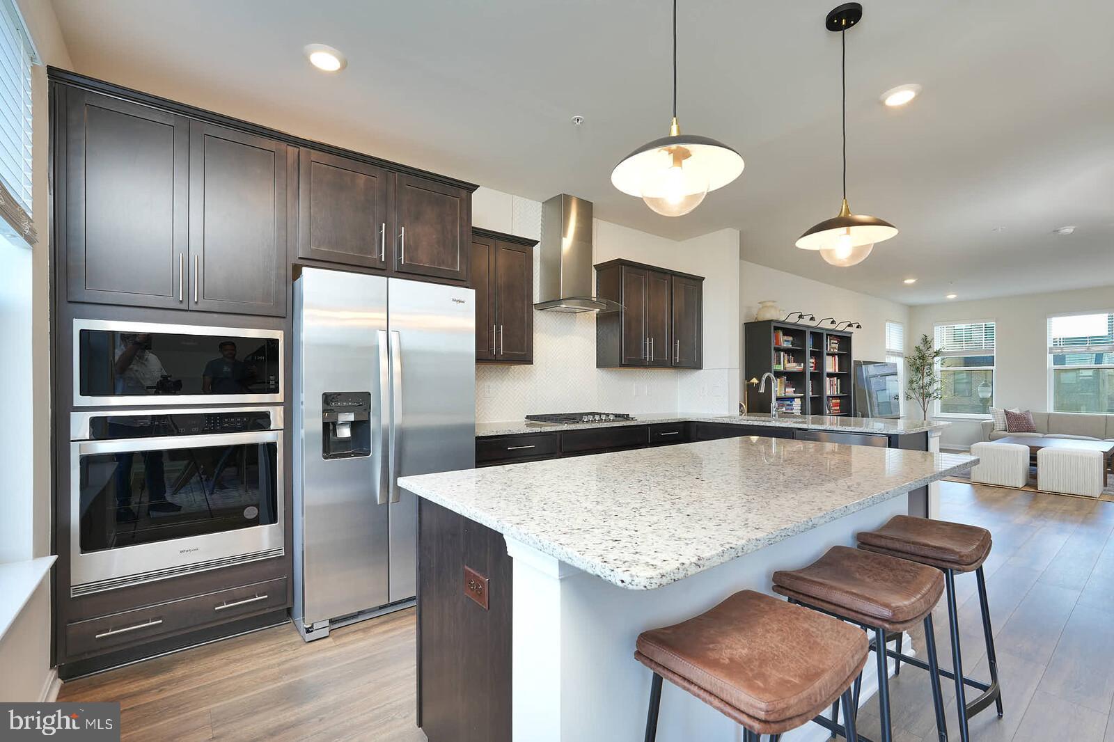 RENN QUARTER - Residential Lease