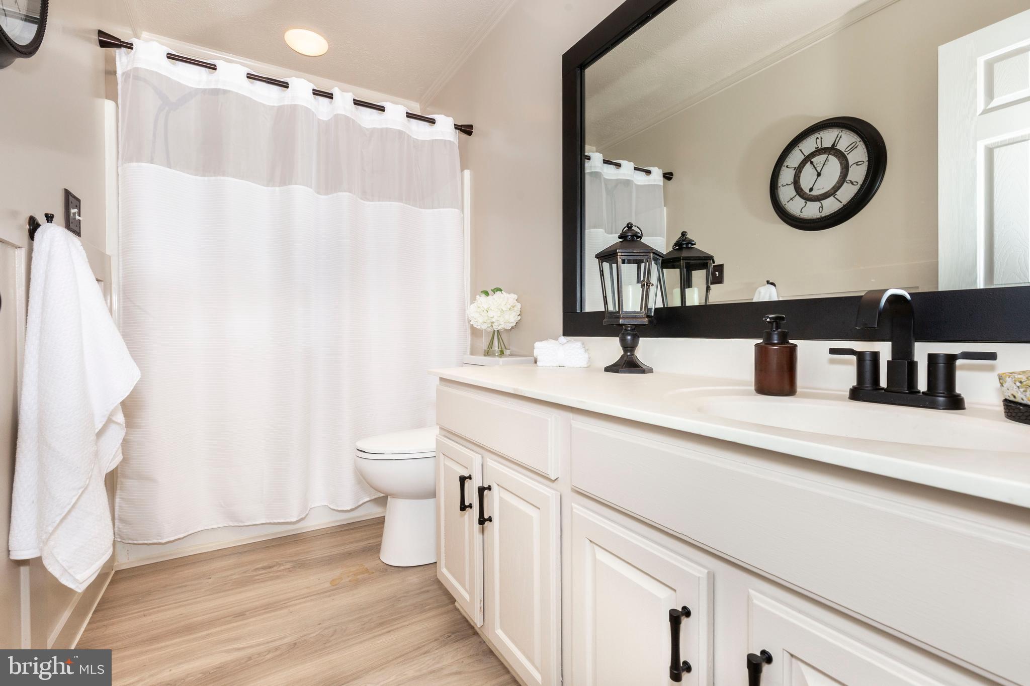 HALLIE HILL FARM - Residential