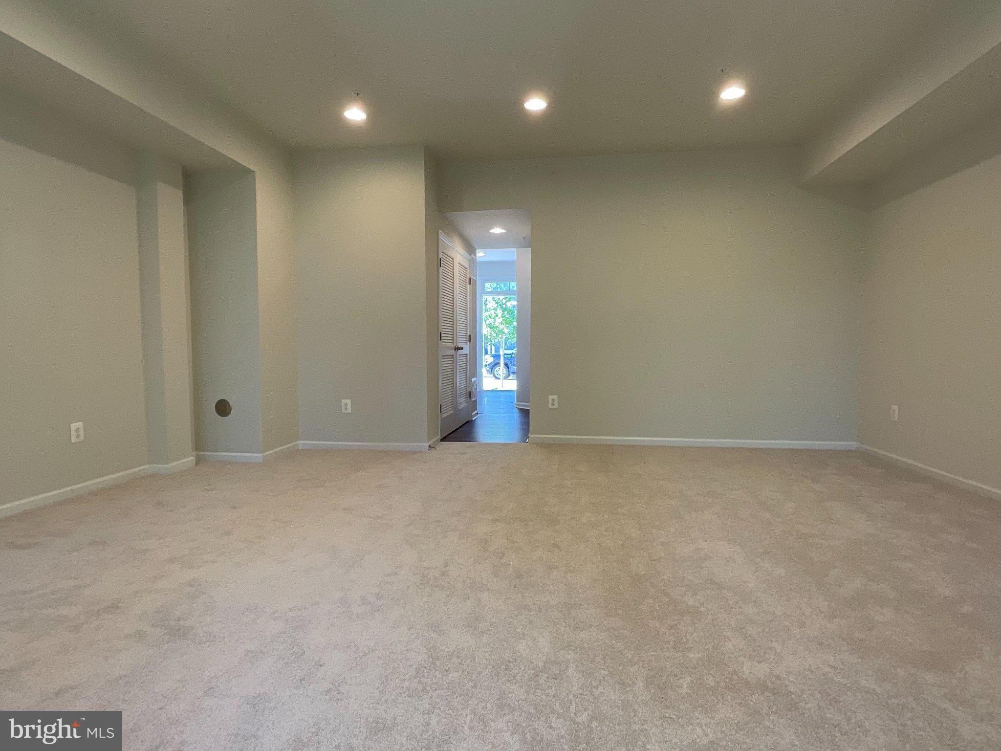 309 SPRING BANK WAY