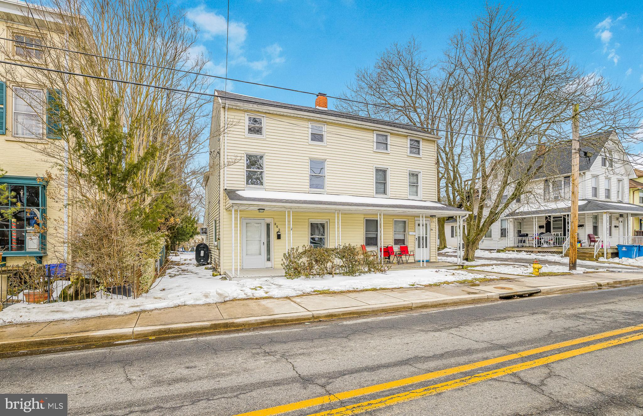 ELKTON - Residential Lease