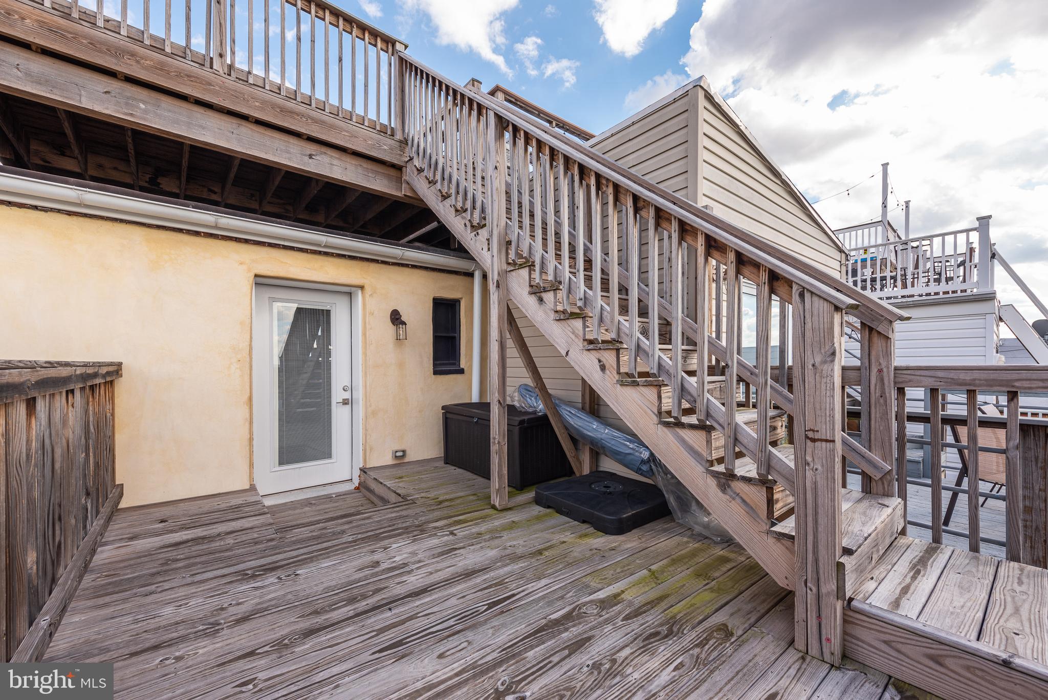 BUTCHER'S HILL - Residential