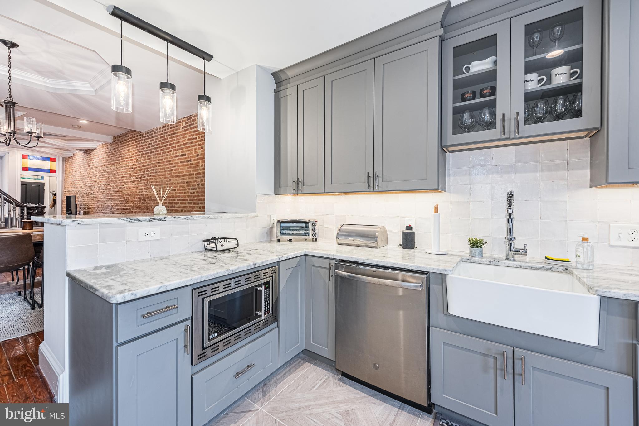 BUTCHER'S HILL - Residential