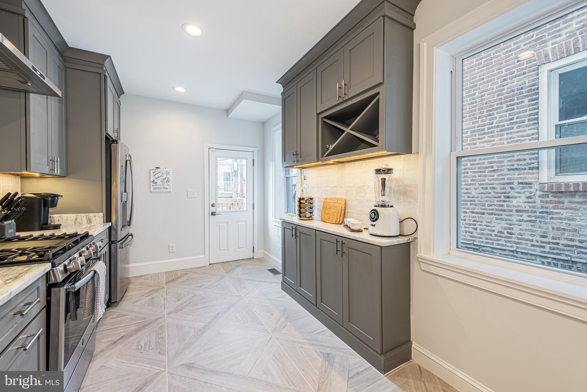 BUTCHER'S HILL - Residential