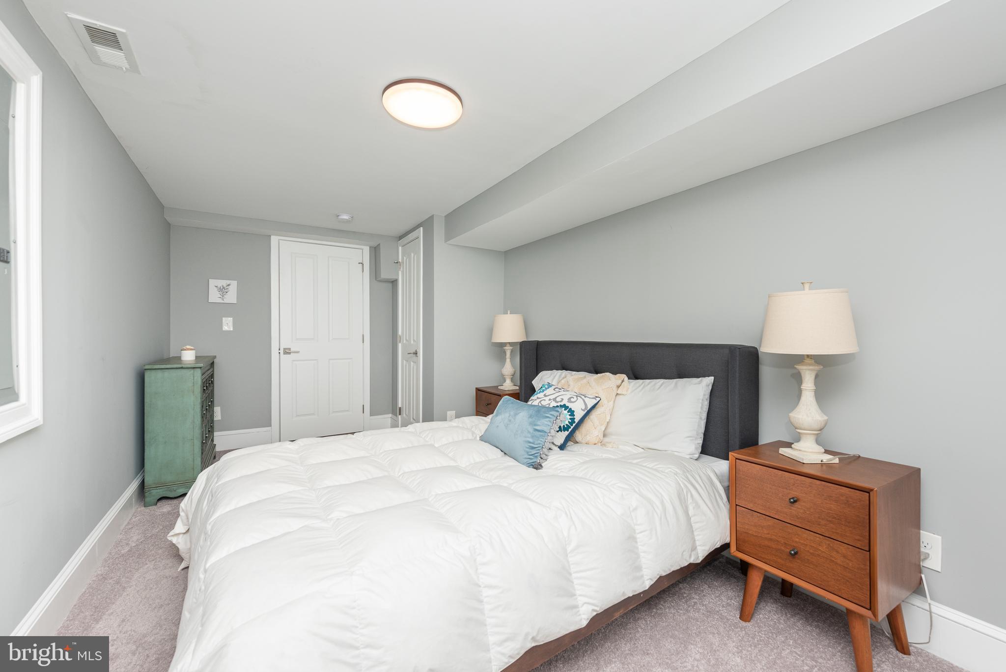 BUTCHER'S HILL - Residential