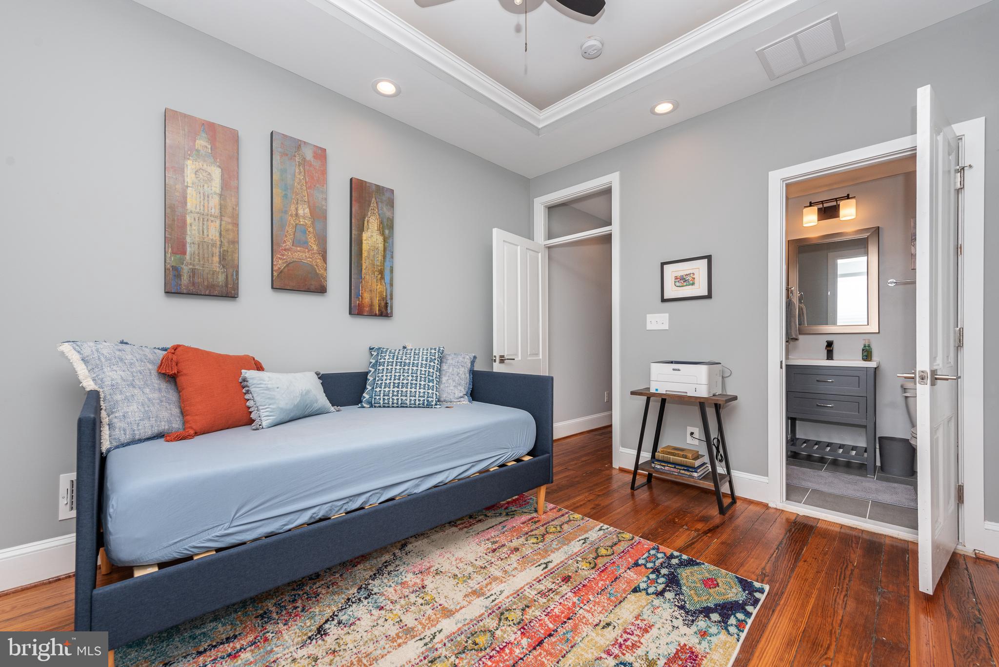 BUTCHER'S HILL - Residential