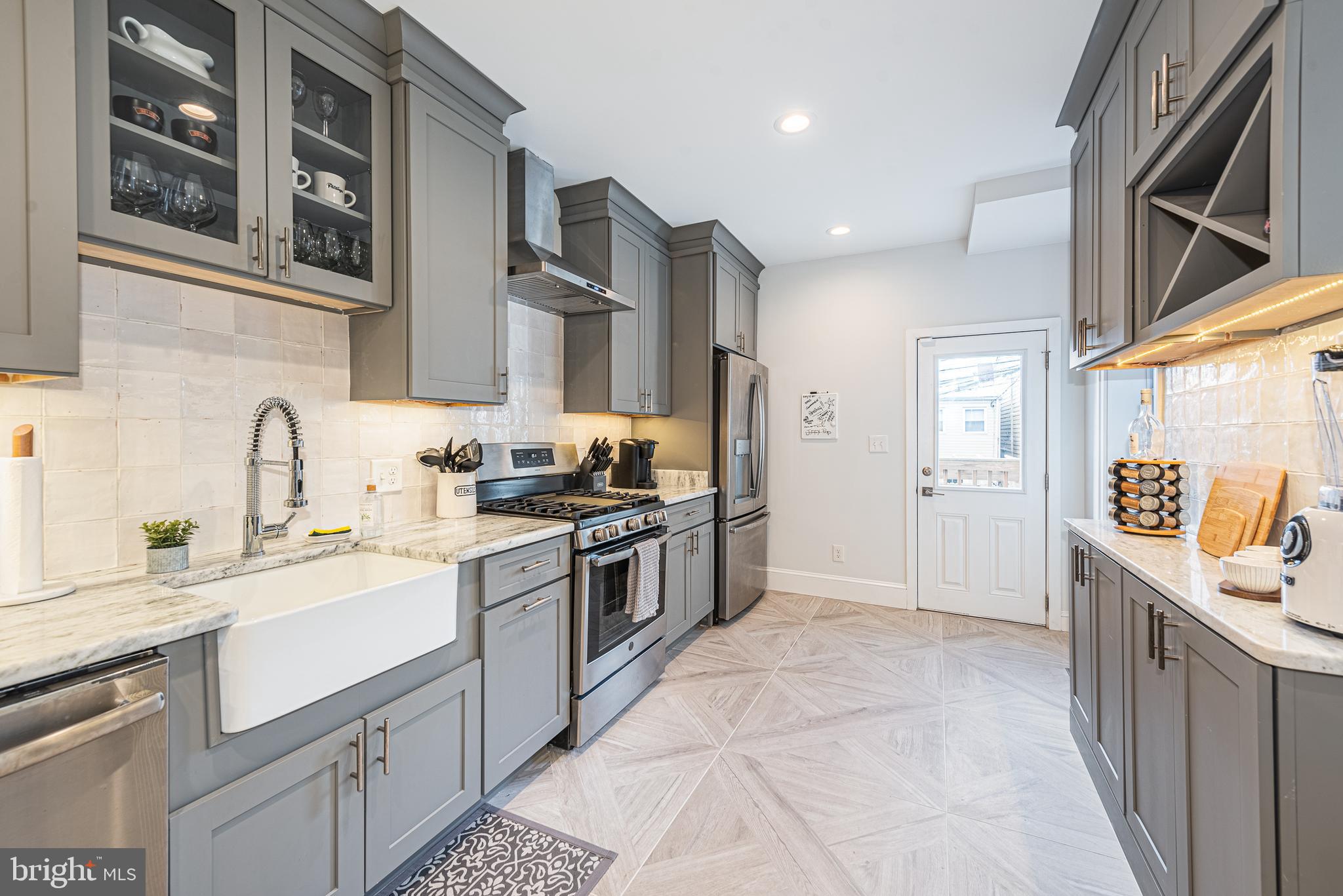 BUTCHER'S HILL - Residential